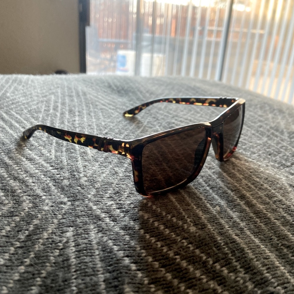 Arizon Jax Blenders 🖤 sunglasses